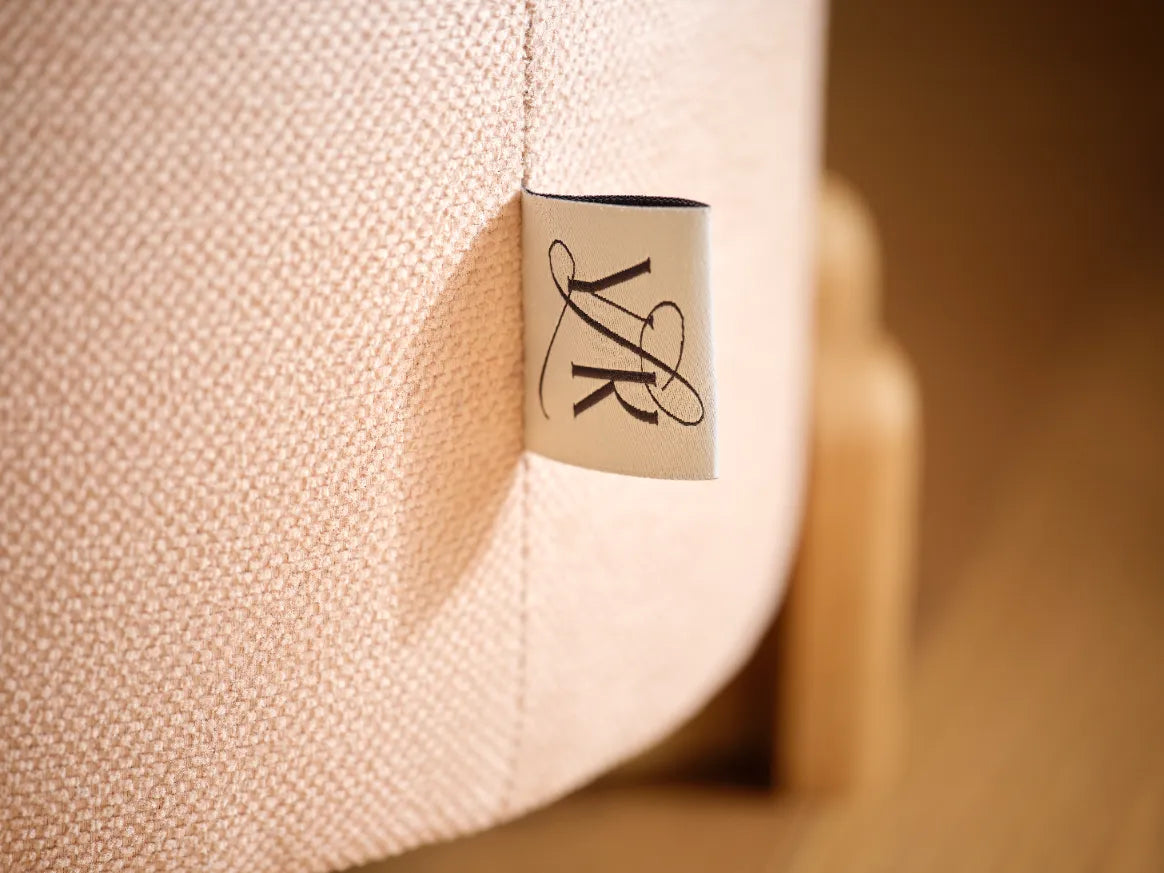 LITTLE KING - PRETTY IN PINK