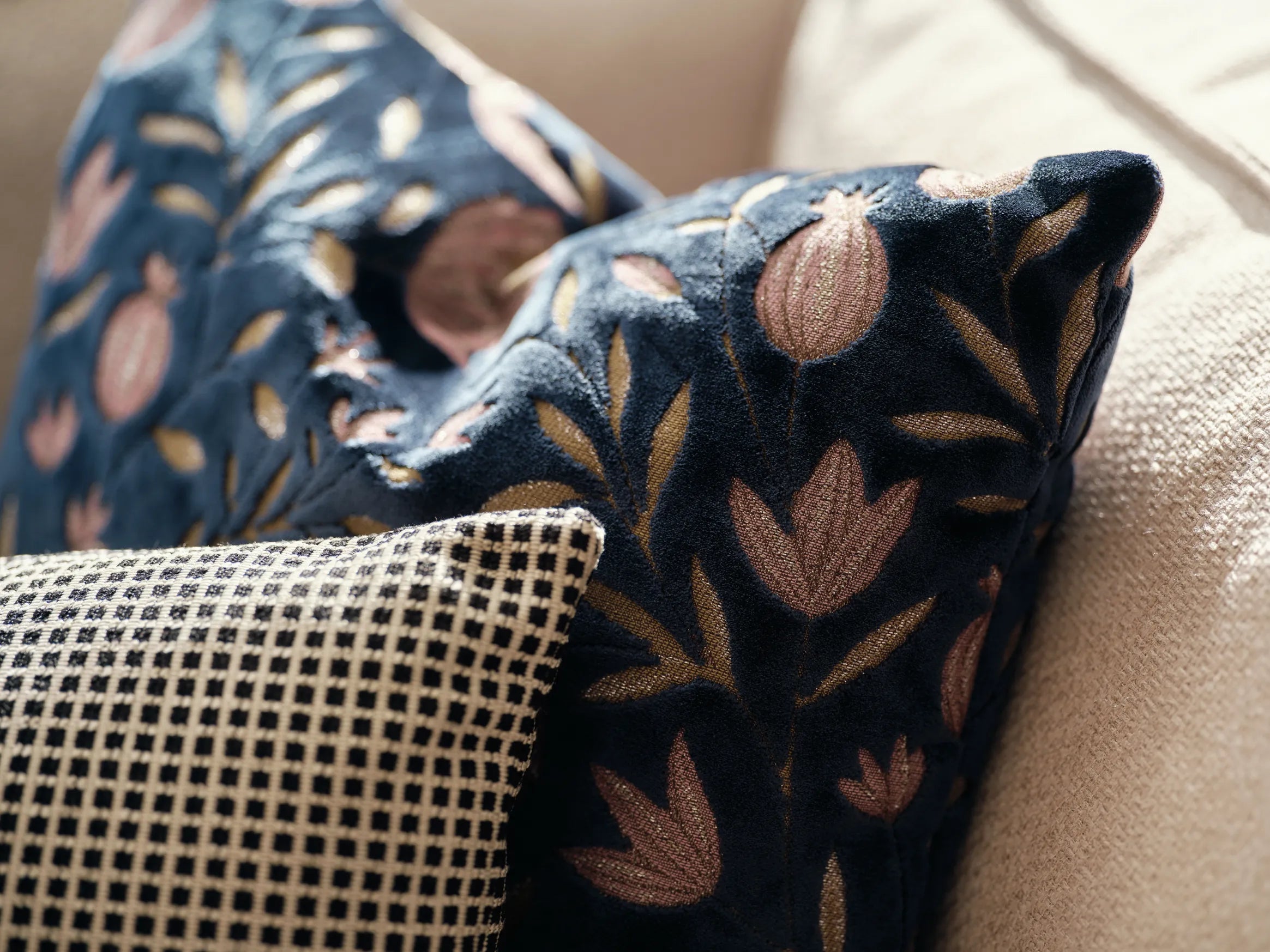 KUSSEN 40x60 - IS GEBLOCKED